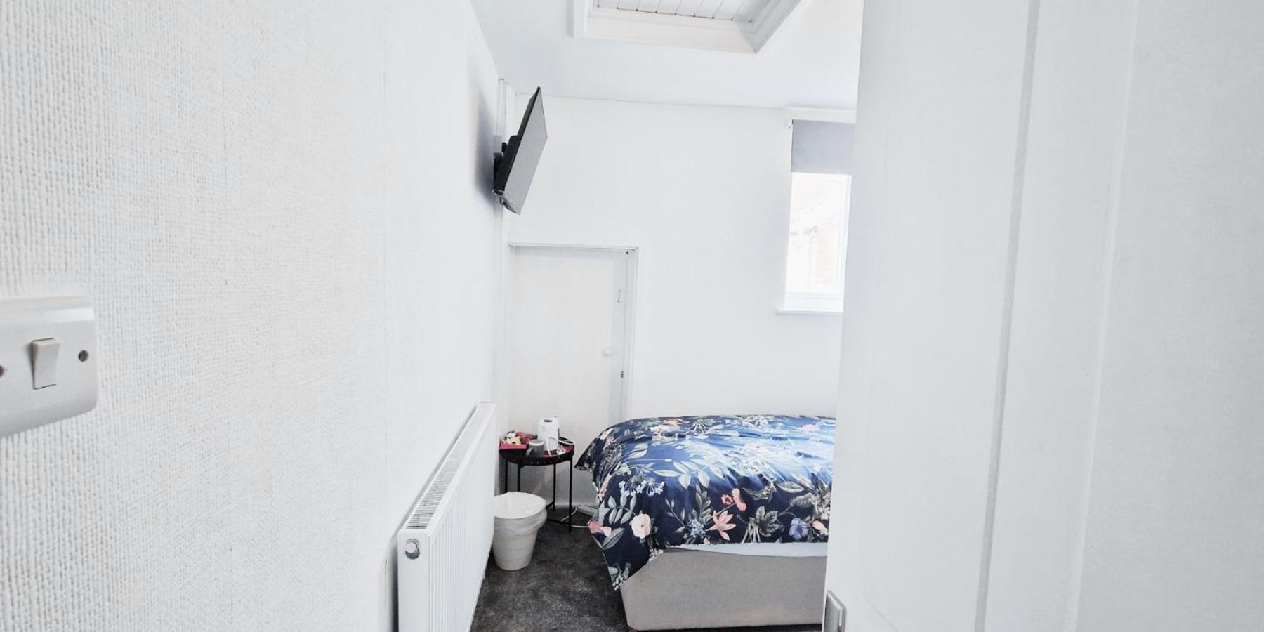 Single Room In Modern House Near Nottingham Bagian luar foto