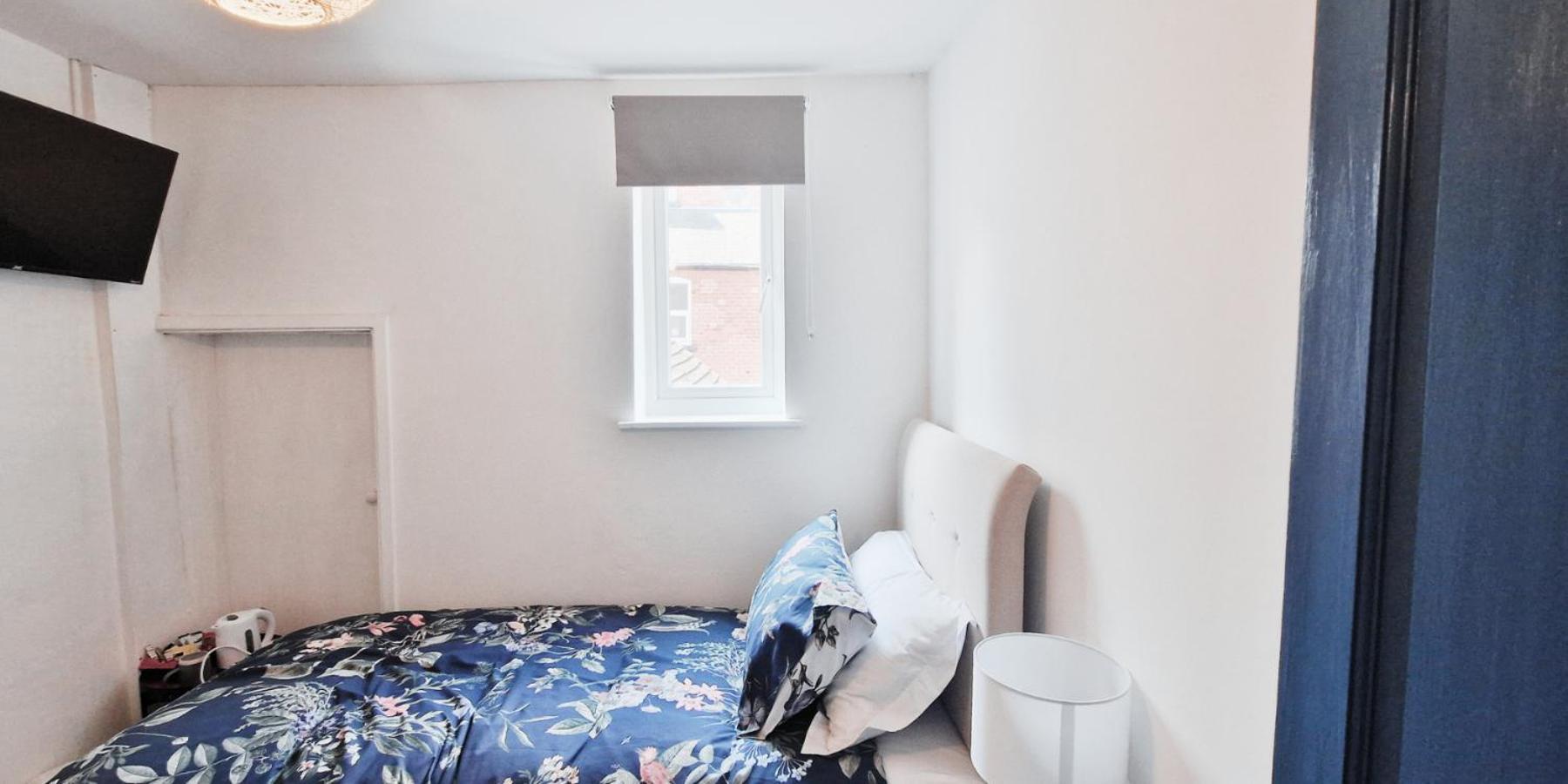 Single Room In Modern House Near Nottingham Bagian luar foto